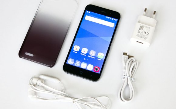 Комплектация ZTE Blade V6