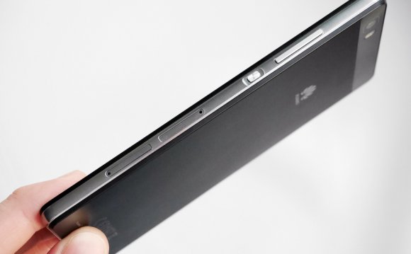 Обзор Huawei P8 Lite: дизайн