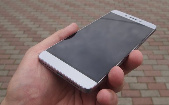 Обзор смартфона LeEco Le 2