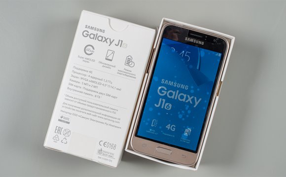 Samsung Galaxy J1 (2016) в