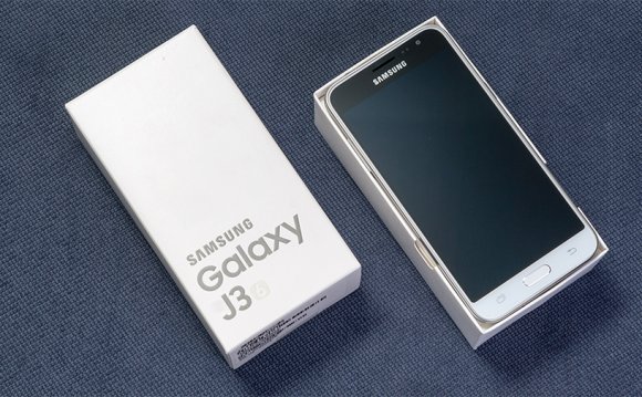 Samsung Galaxy J3 (2016)