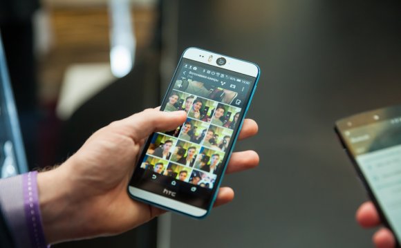 HTC представила смартфоны