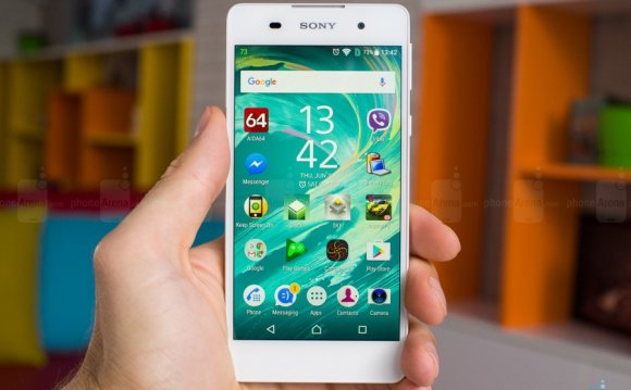 Смартфон Sony Xperia E5 Черный Обзор